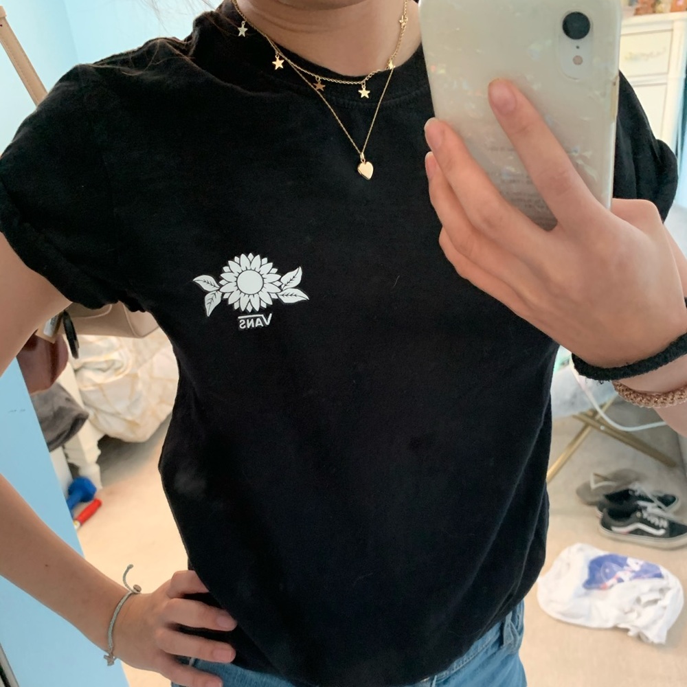 A cute Vans shirt